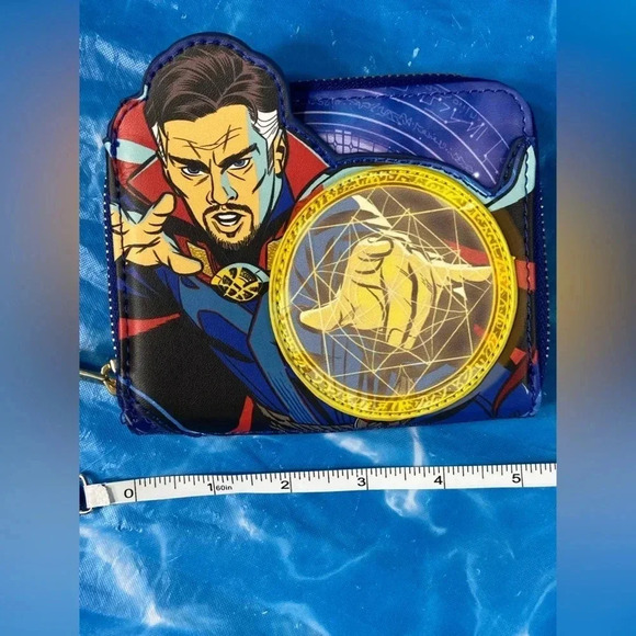 Marvel / Loungefly - Doctor Strange / Glow in the Dark Wallet - BNWT πͺπ§ββοΈ - Picture 13 of 16